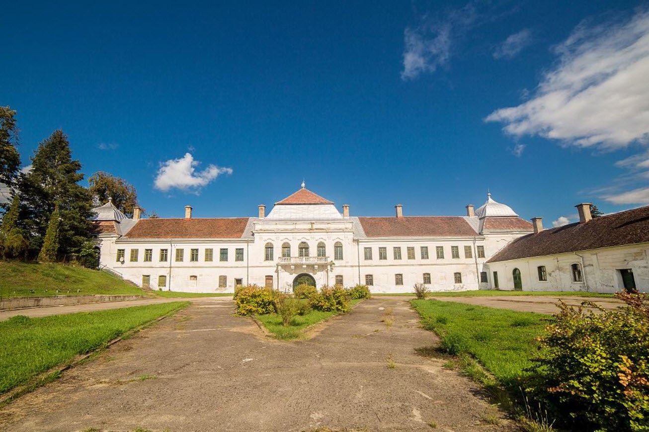 Conacul Wesselényi, Chiochiș, Romania, Romania